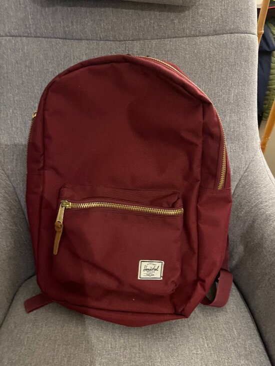 Burgundy Herschel backpack - Picture 1 of 1